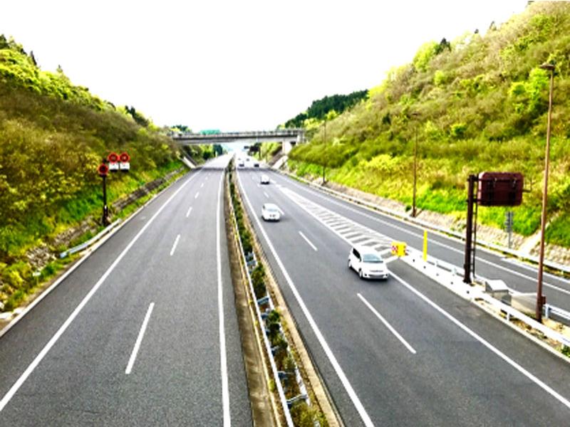 高速道路の施工管理